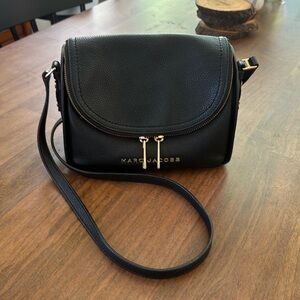 Marc Jacobs The Groove Mini Messenger